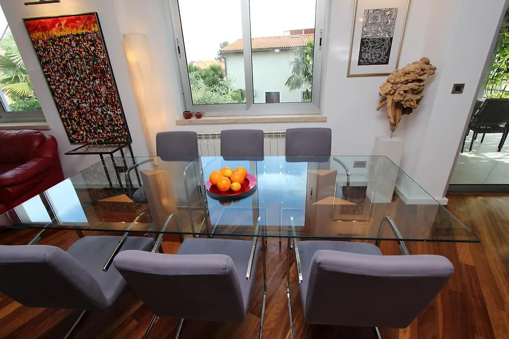 Apartment Lycia Rovinj